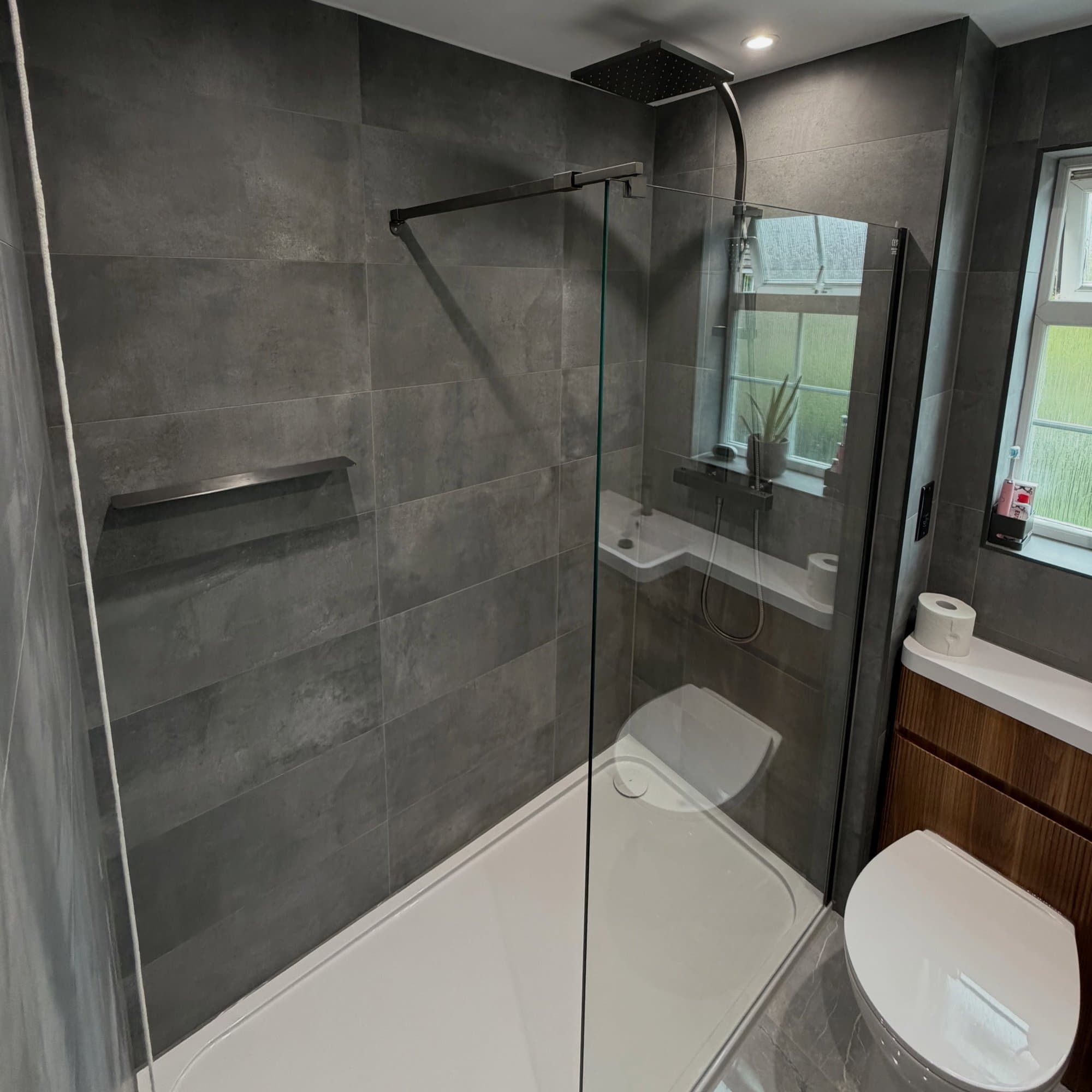 The Walnut En Suite, photo 2