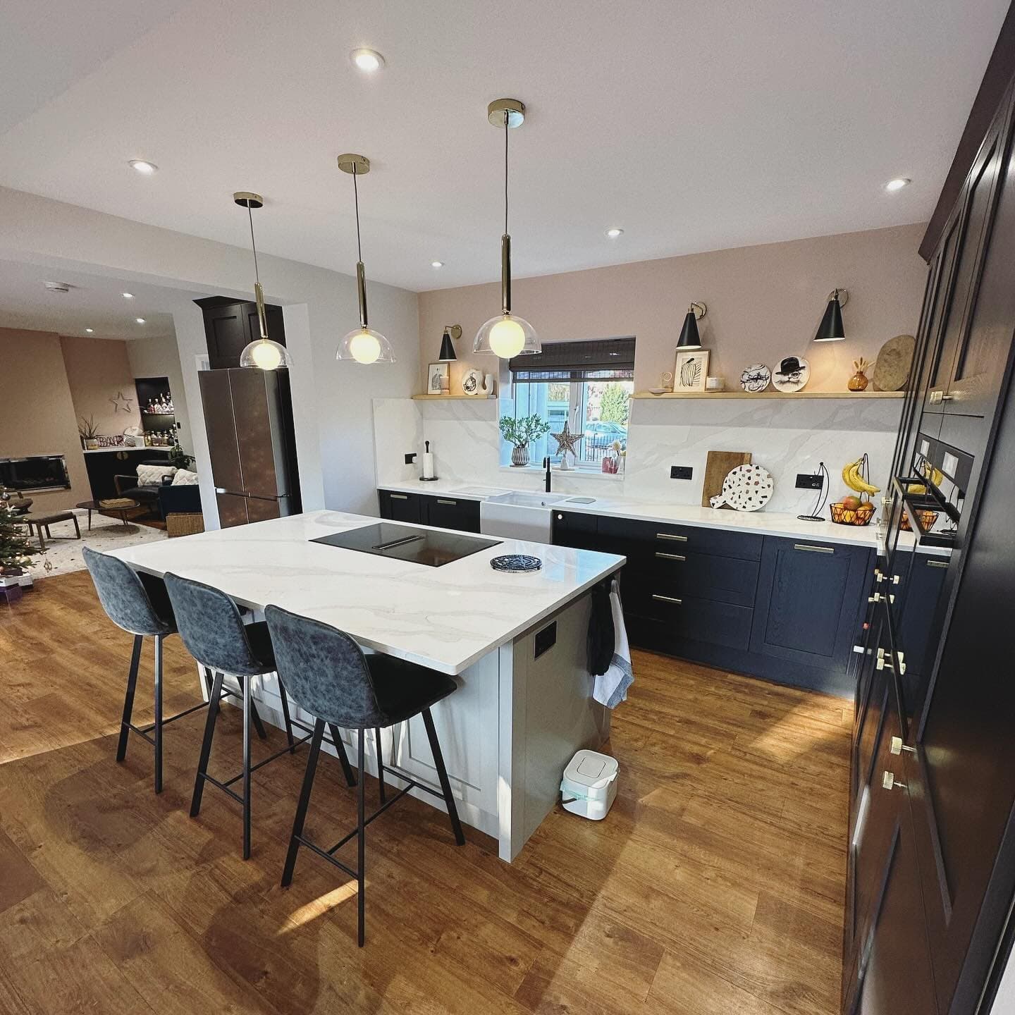 The Black Shaker Kitchen, photo 3
