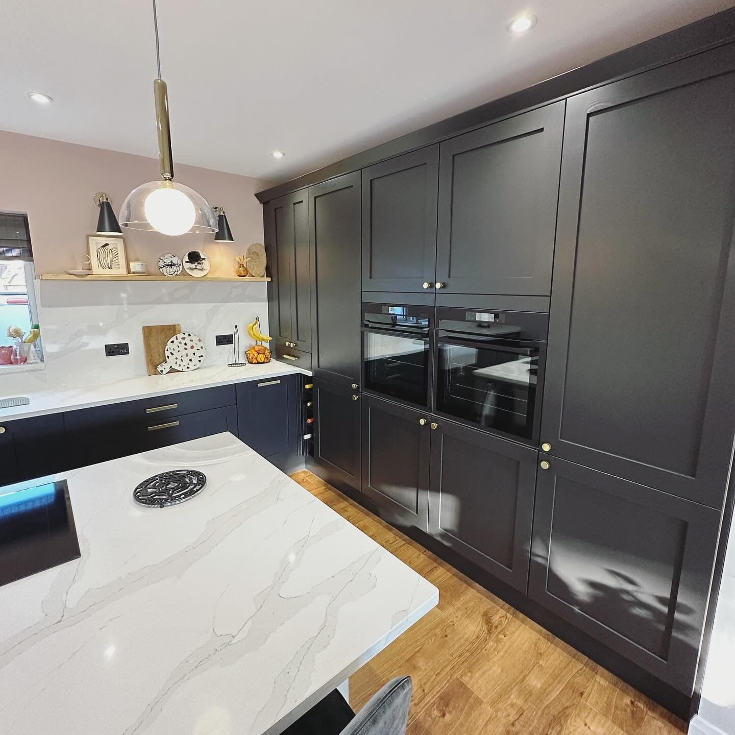 The Black Shaker Kitchen, photo 4