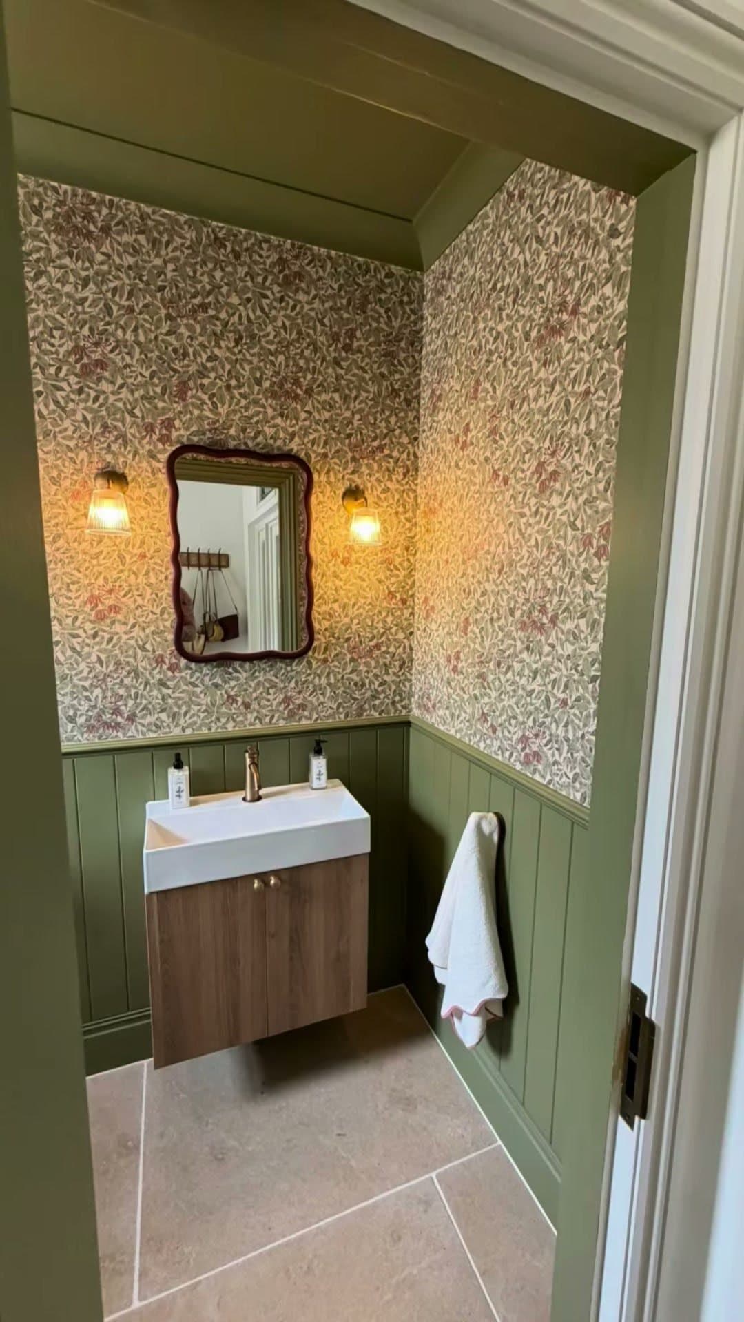 The Bright House WC, photo 5