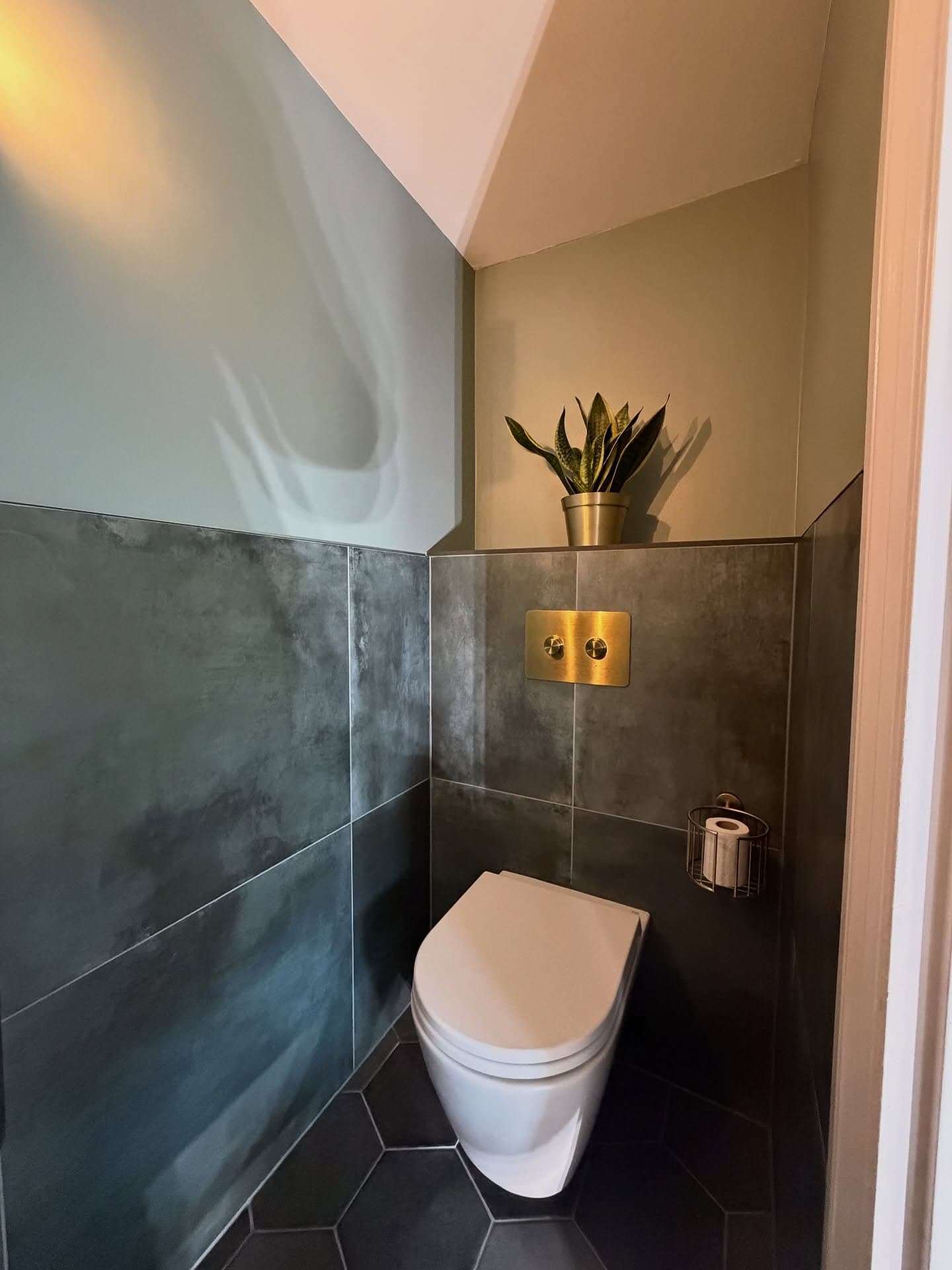 The Brass WC, photo 4