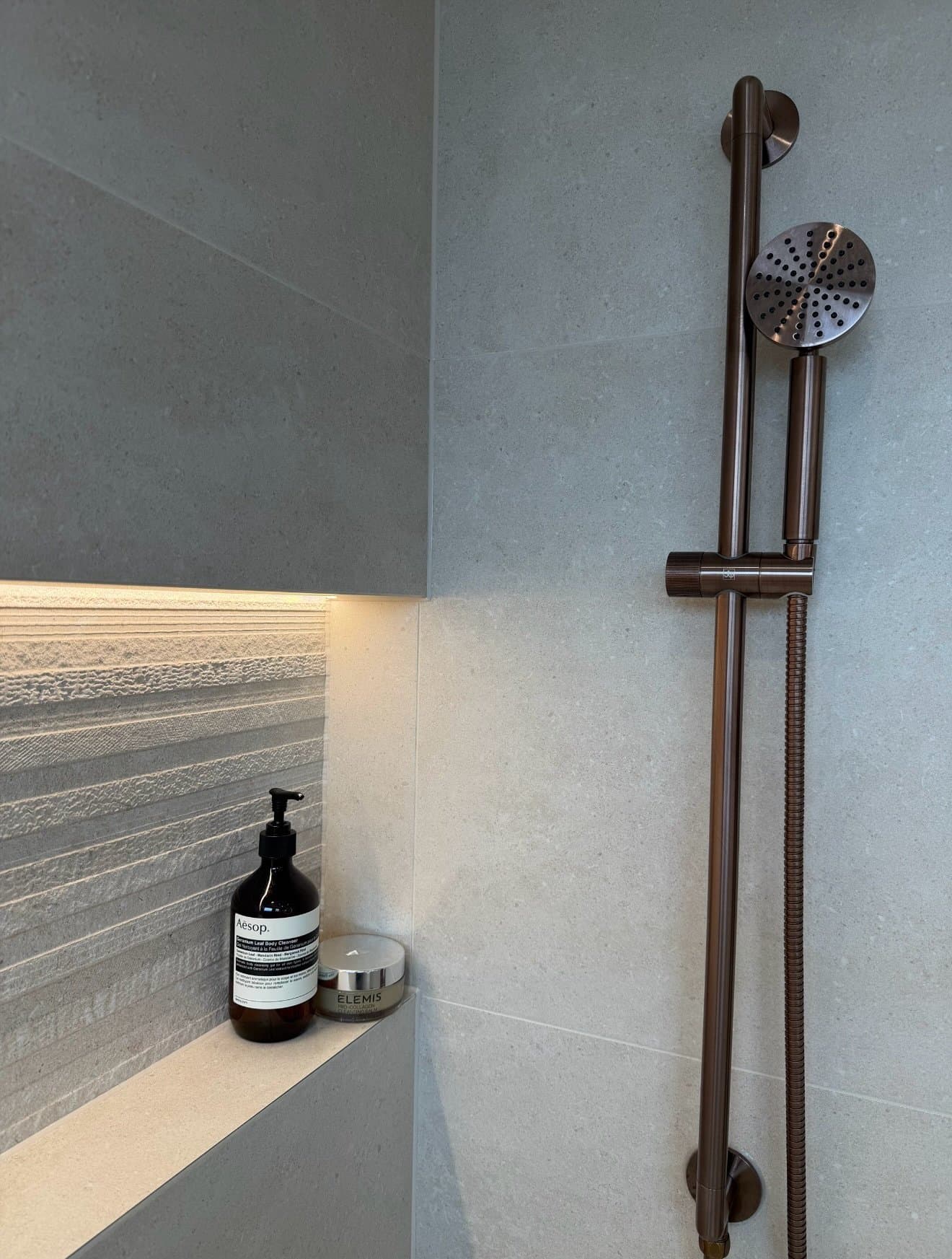 The Bronze Spa Bathroom, photo 6