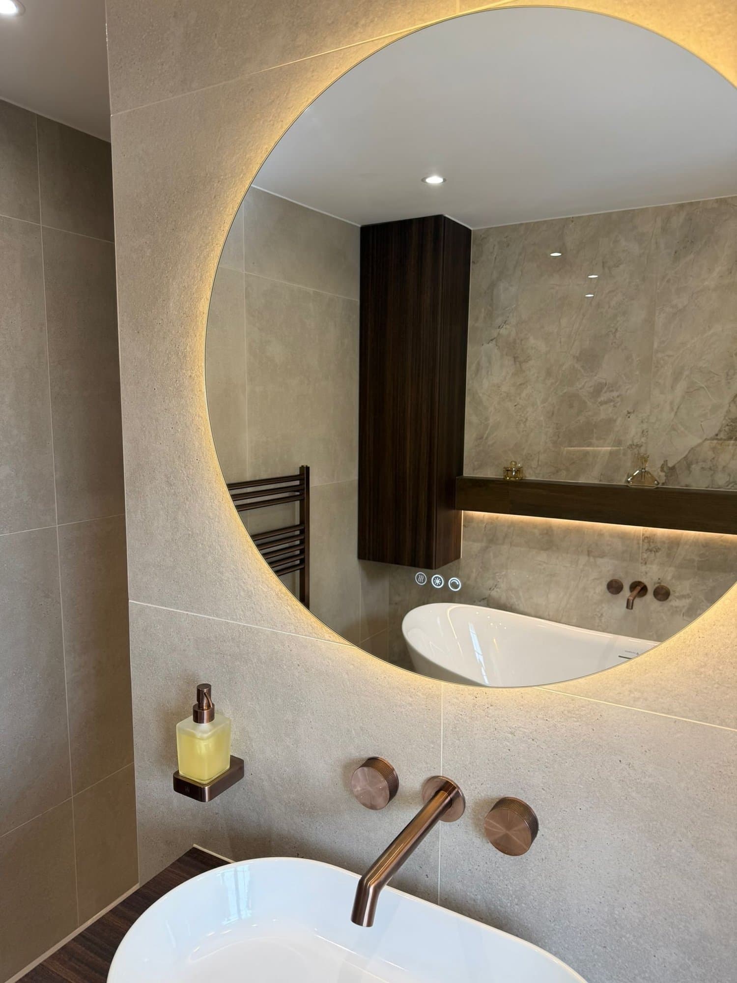 The Dark Timber Bathroom, photo 6